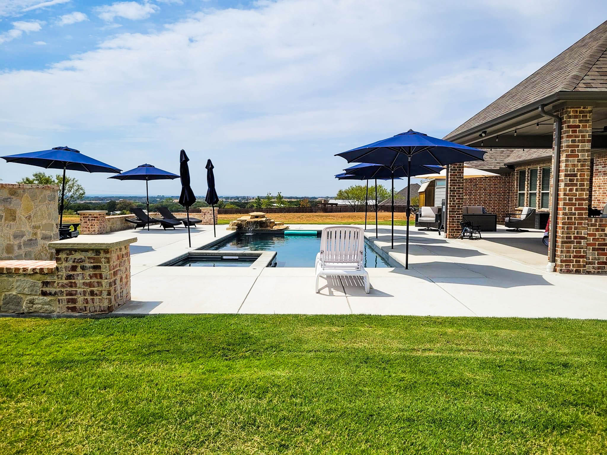 Pool Umbrella Holders