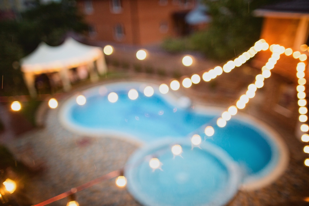 Smart Pool Decor Ideas for a Refreshing Backyard Look